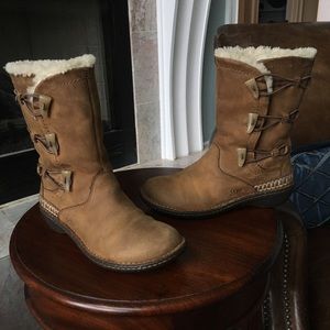 ugg toggle boots
